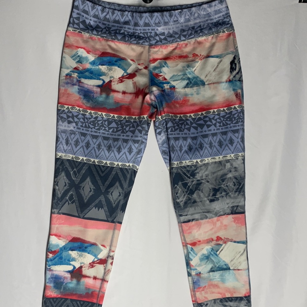 Mountain Aztec print leggings